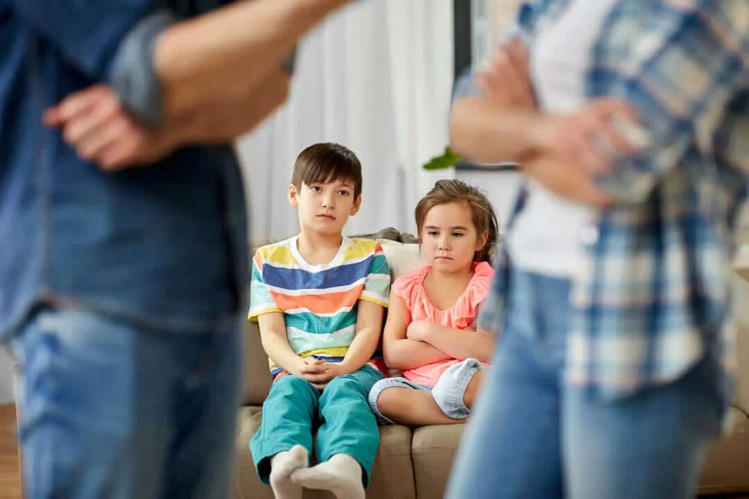 parents fighting in front of children